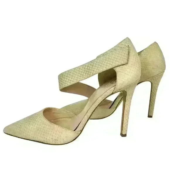 Vince Camuto Carlotte Pointed Toe Leather D'Orsay Pump High Heel Beige Cream  7M - Picture 7 of 17